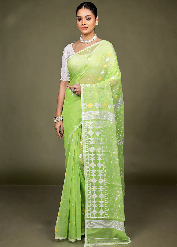 Green Tant Jamdani Saree Without Blouse Piece - Image 2