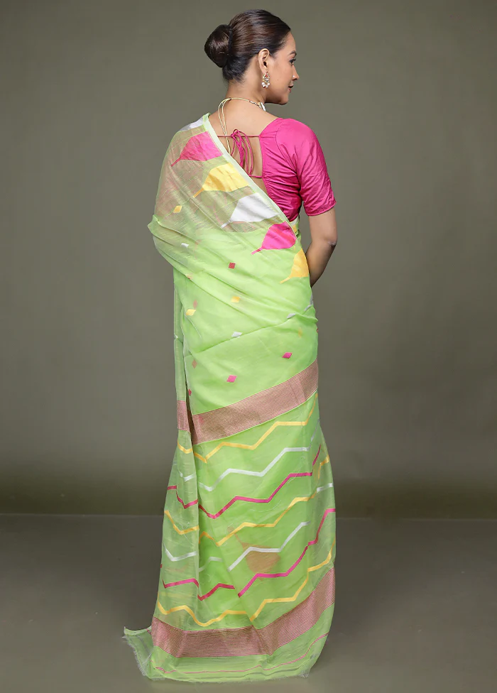 Green Tant Jamdani Saree Without Blouse Piece - Image 3
