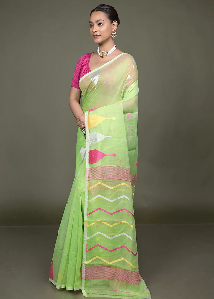 Green Tant Jamdani Saree Without Blouse Piece - Image 4