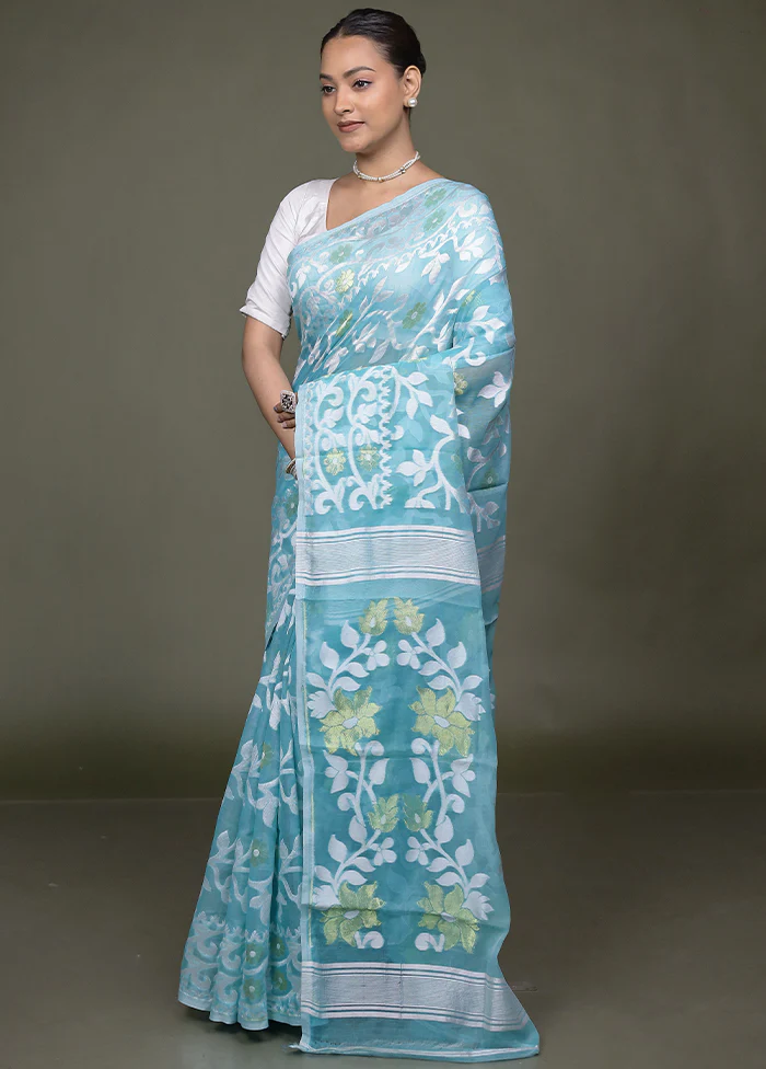 Green Tant Jamdani Saree Without Blouse Piece - Image 4