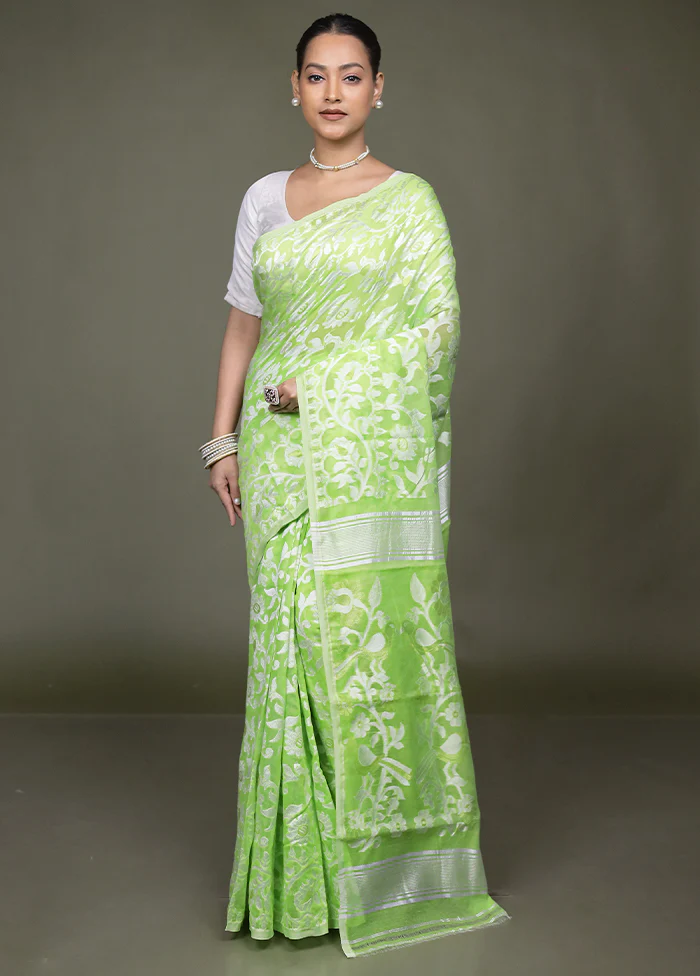 Green Tant Jamdani Saree Without Blouse Piece - Image 2