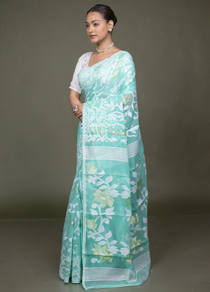 Green Tant Jamdani Saree Without Blouse Piece - Image 4