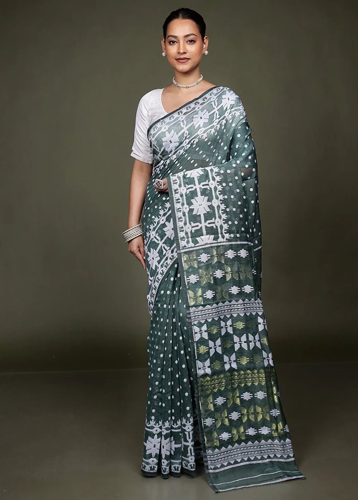 Green Tant Jamdani Saree Without Blouse Piece - Image 2