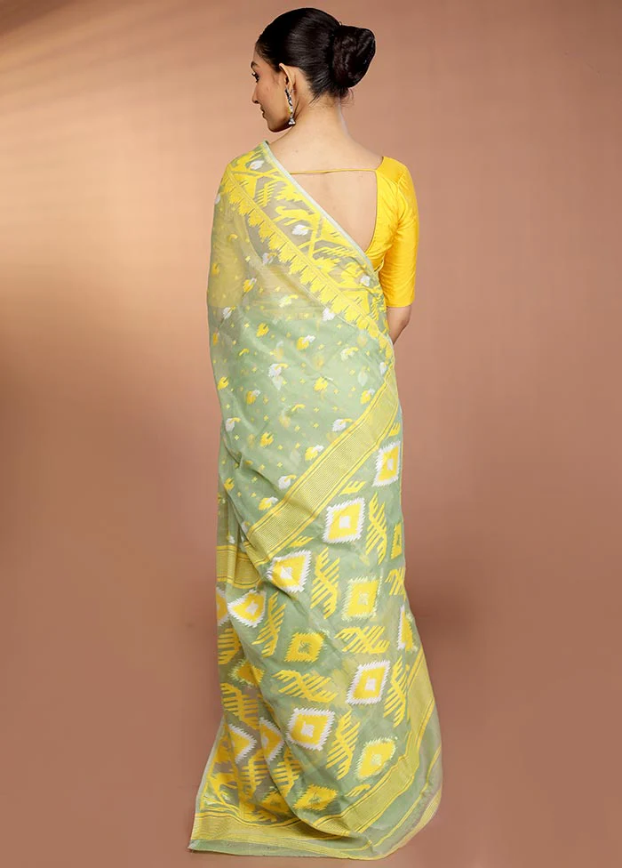 Green Tant Jamdani Saree Without Blouse Piece - Image 3