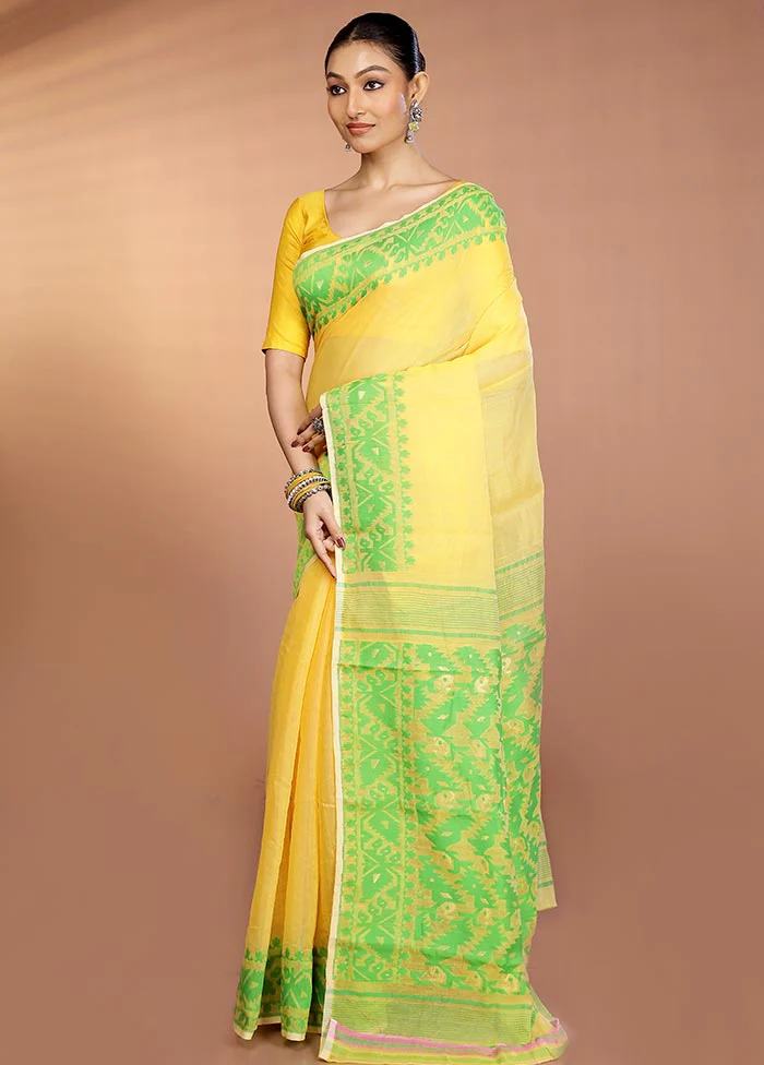 Green Tant Jamdani Saree Without Blouse Piece - Image 4