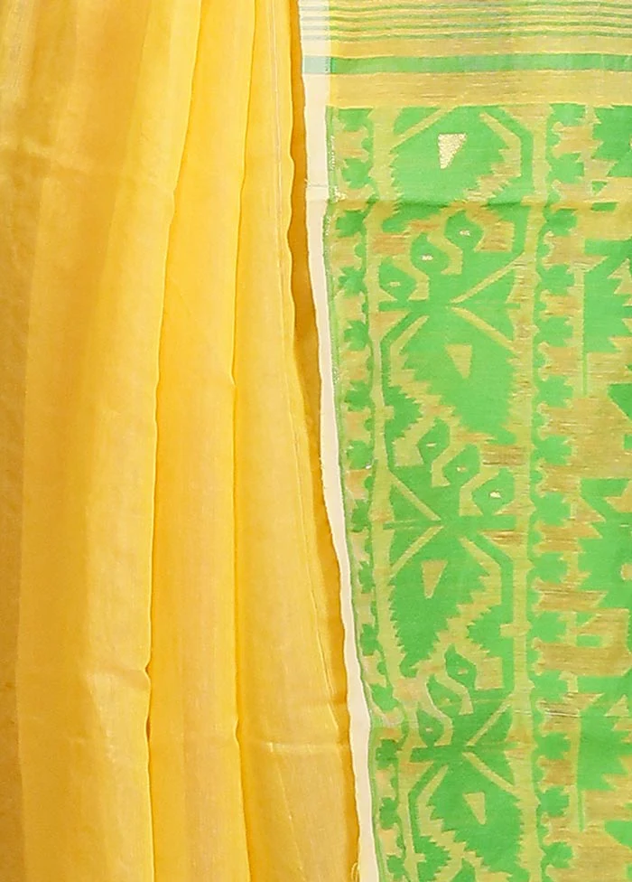 Green Tant Jamdani Saree Without Blouse Piece - Image 5