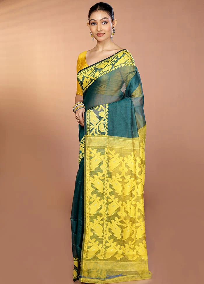 Green Tant Jamdani Saree Without Blouse Piece - Image 4