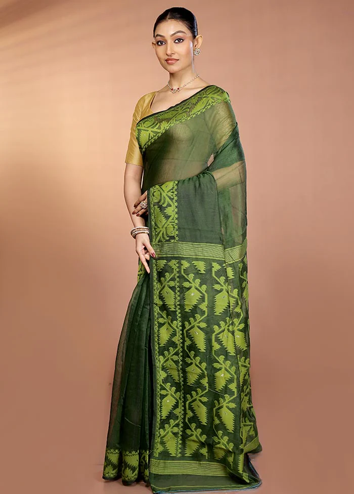 Green Tant Jamdani Saree Without Blouse Piece - Image 4
