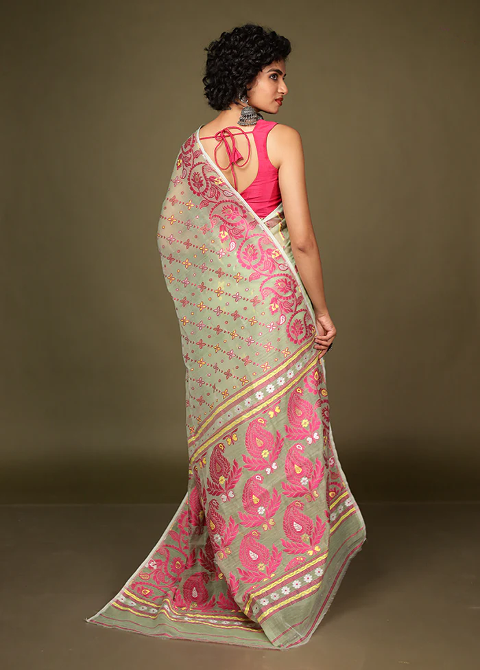 Green Tant Jamdani Saree Without Blouse Piece - Image 3