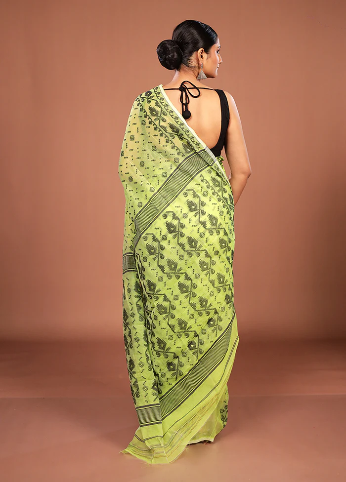 Green Jamdani Cotton Saree Without Blouse Piece - Image 3