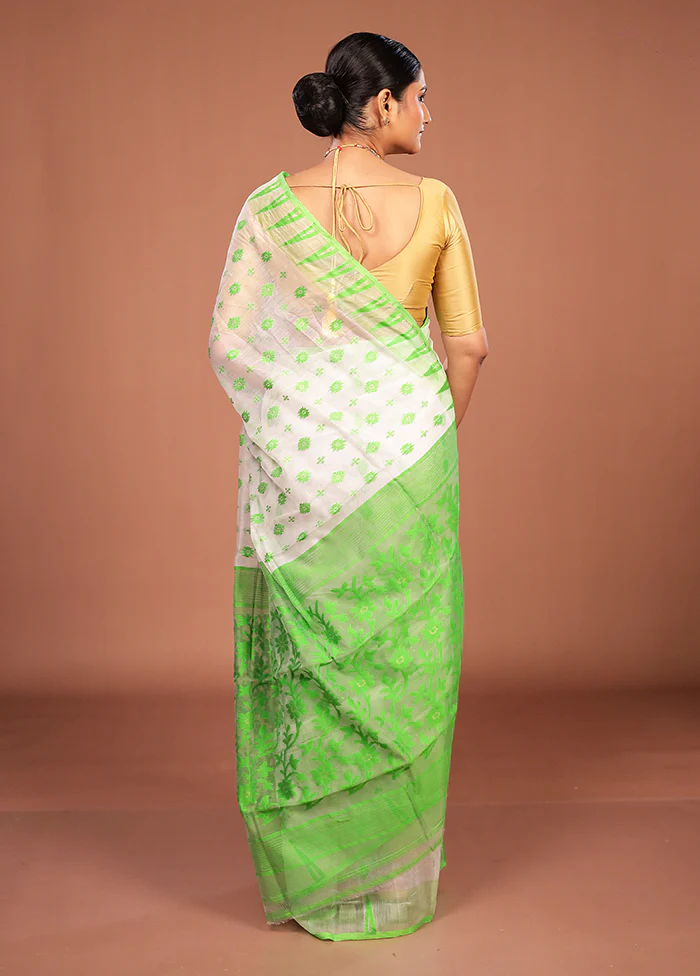 Green Jamdani Cotton Saree Without Blouse Piece - Image 3