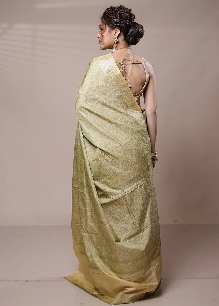 Green Jamewar Silk Saree With Blouse Piece - Image 3