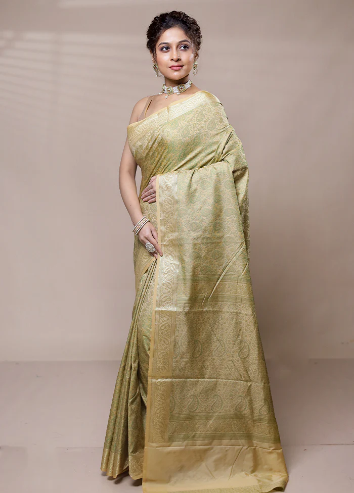 Green Jamewar Silk Saree With Blouse Piece - Image 4