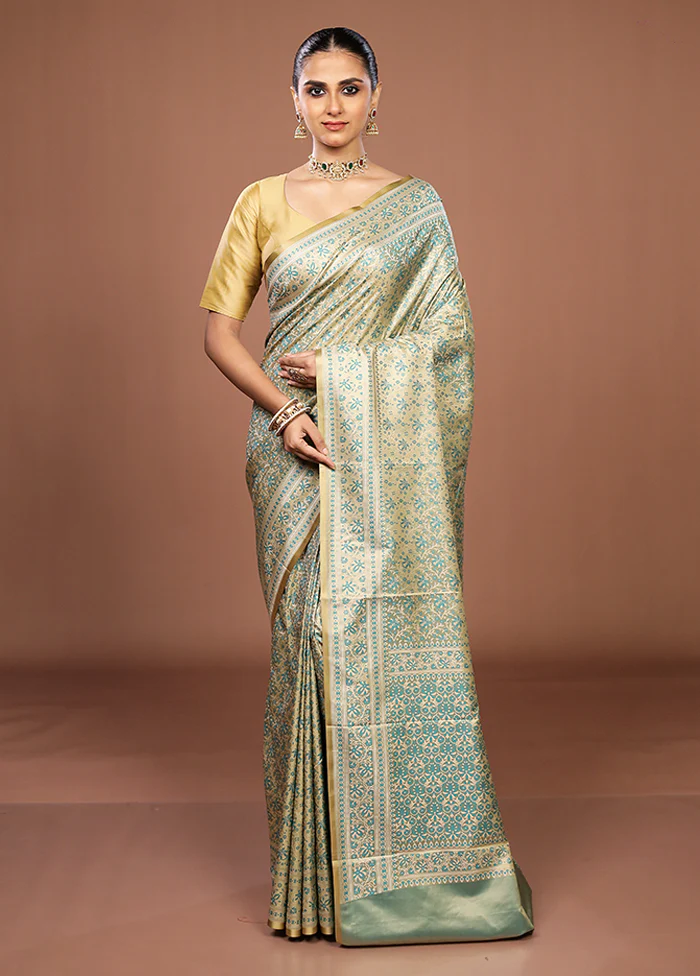 Green Jamewar Silk Saree With Blouse Piece - Image 2
