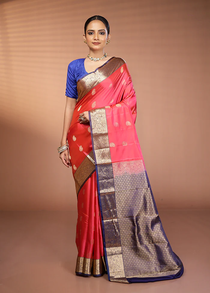 Green Kanjivaram Silk Saree With Blouse Piece - Image 2