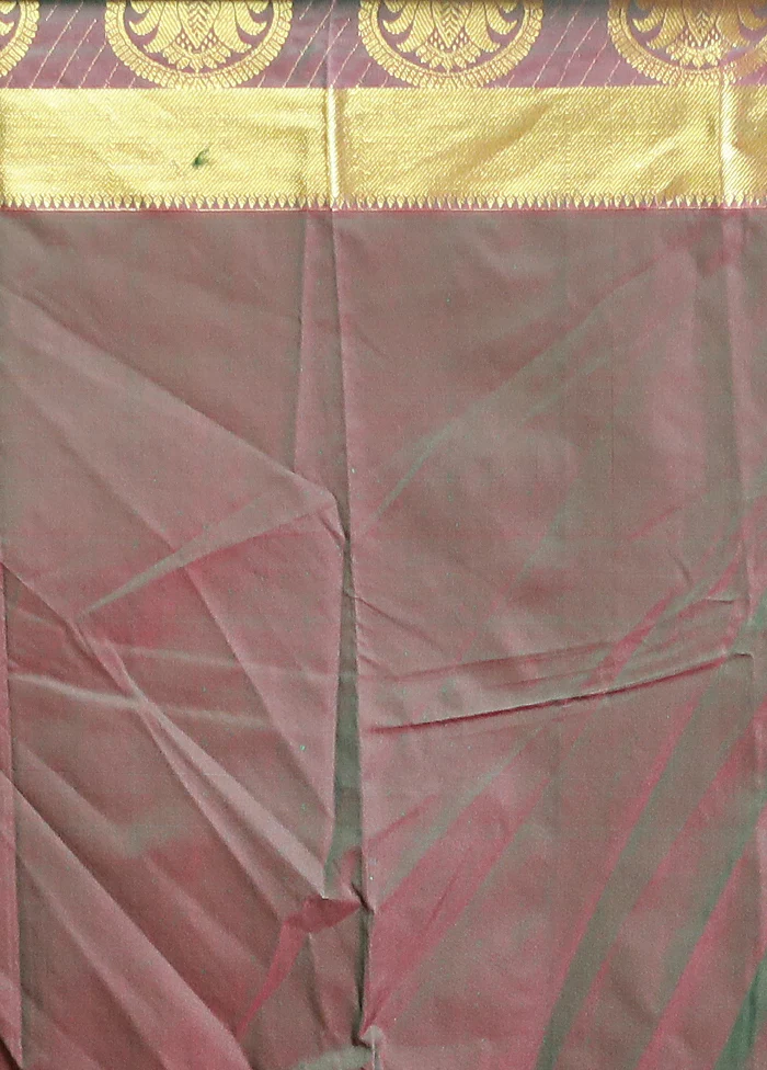 Green Kanjivaram Silk Saree With Blouse Piece - Image 5