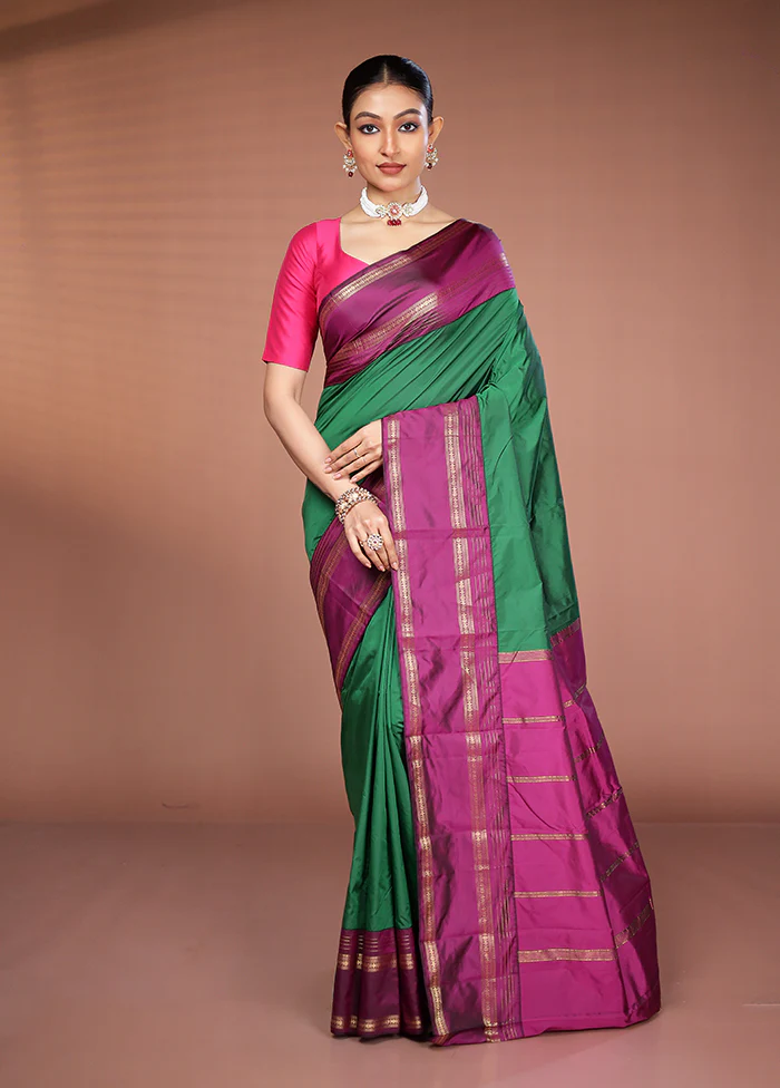 Green Kanjivaram Silk Saree With Blouse Piece - Image 2