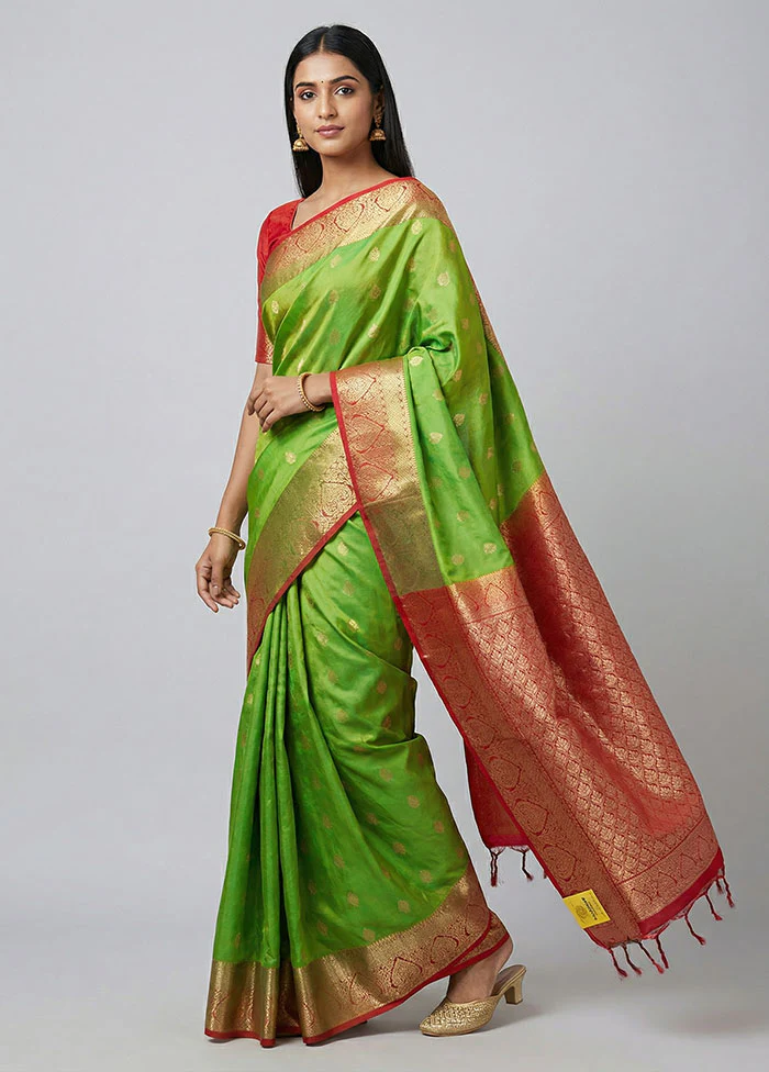 Green Kanjivaram Silk Saree With Blouse Piece