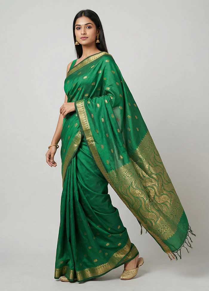 Green Kanjivaram Silk Saree With Blouse Piece