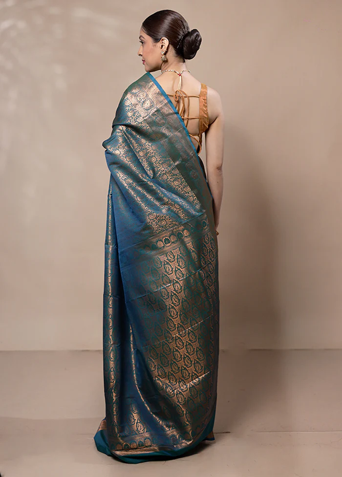 Blue Kanjivaram Silk Saree With Blouse Piece - Image 3