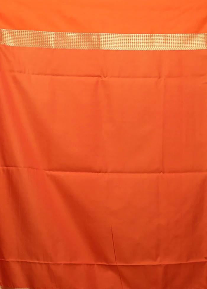 Green Kanjivaram Silk Saree With Blouse Piece - Image 5