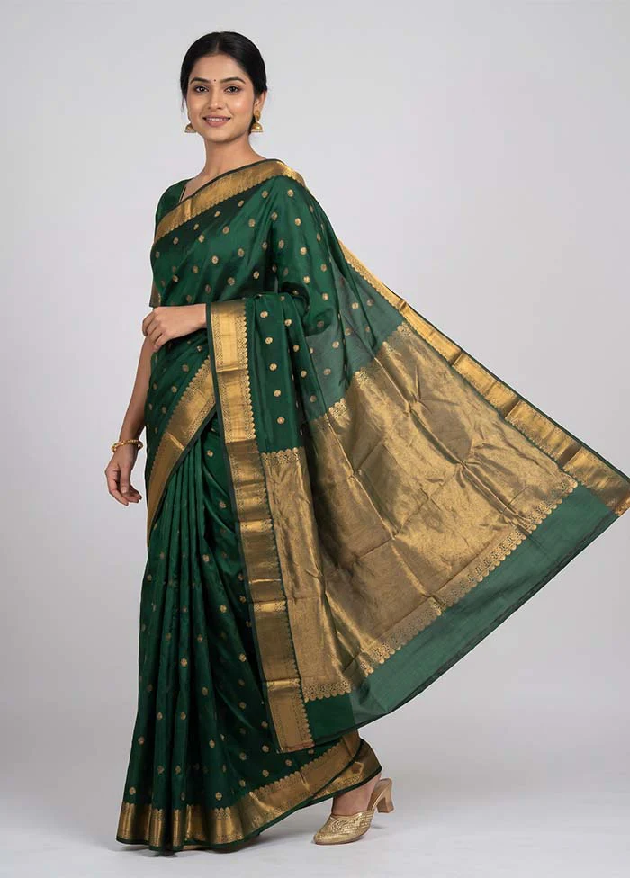 Green Kanjivaram Silk Saree With Blouse Piece