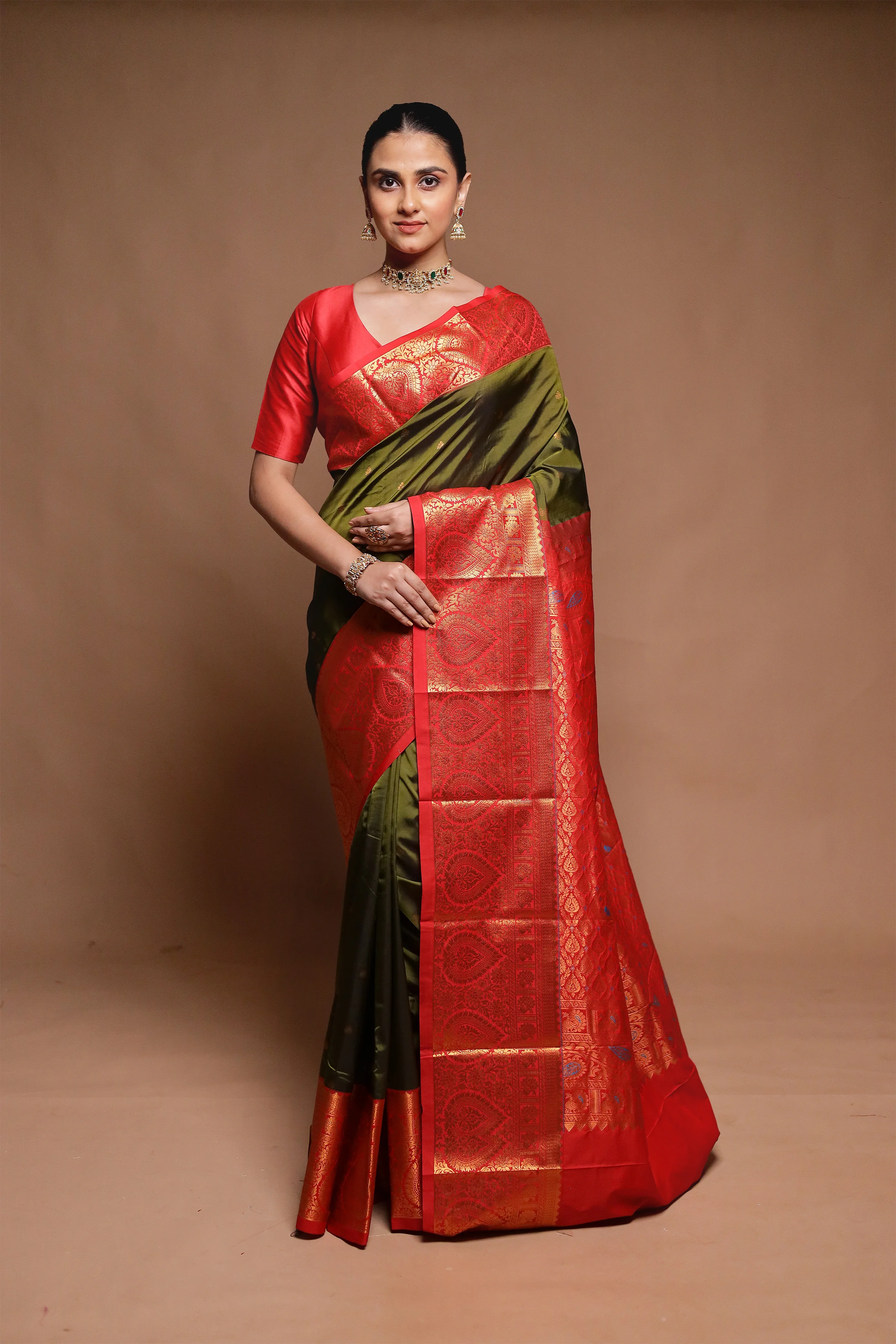 Green Kanjivaram Silk Saree With Blouse Piece