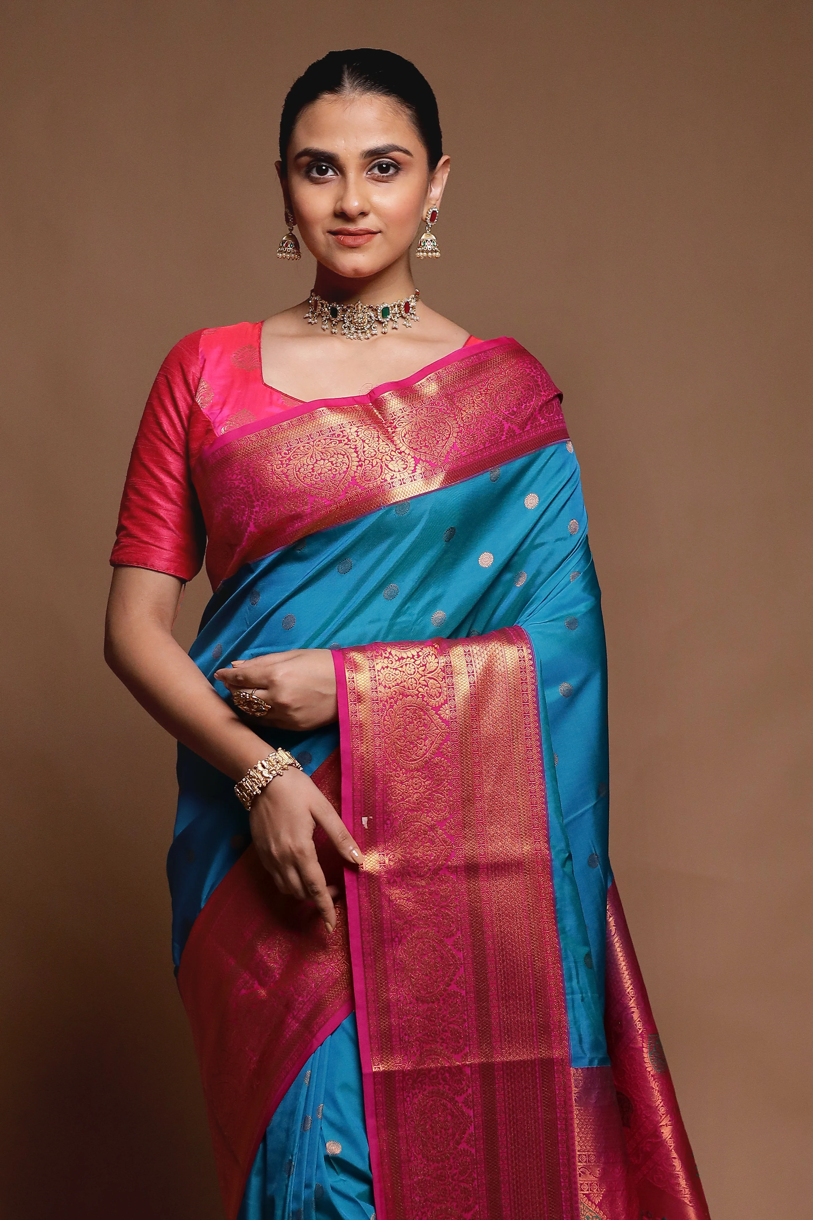 Blue Kanjivaram Silk Saree With Blouse Piece - Image 2