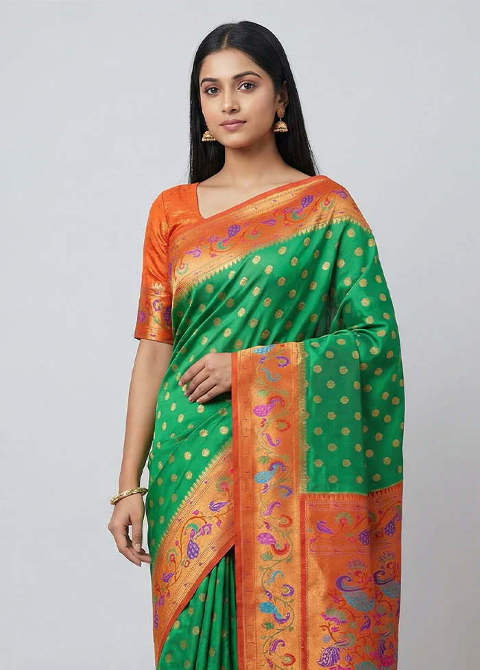 Green Kanjivaram Silk Saree With Blouse Piece - Image 2