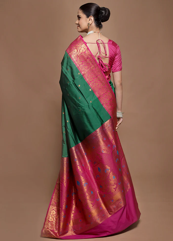 Green Kanjivaram Silk Saree With Blouse Piece - Image 3