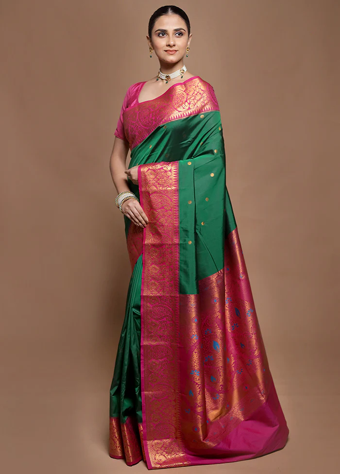 Green Kanjivaram Silk Saree With Blouse Piece - Image 4