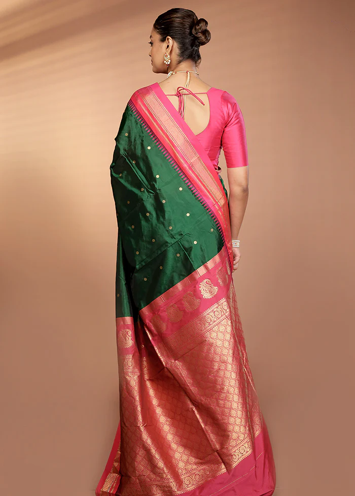 Green Kanjivaram Silk Saree With Blouse Piece - Image 3