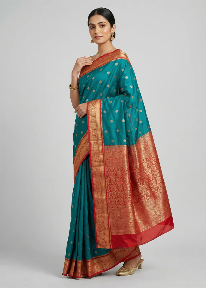 Green Kanjivaram Silk Saree With Blouse Piece