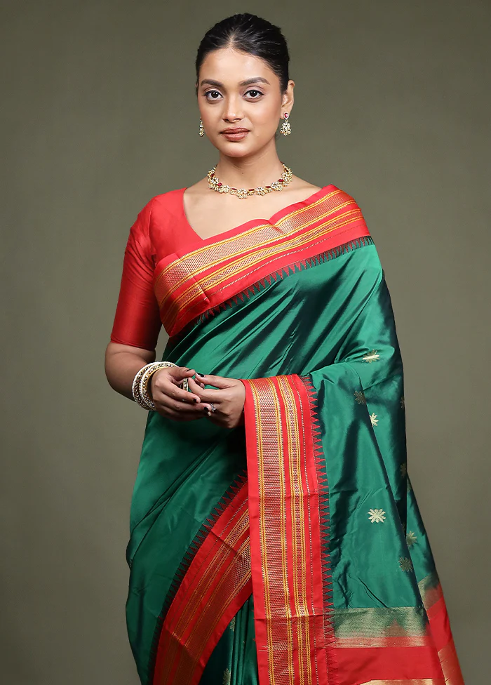 Green Kanjivaram Silk Saree With Blouse Piece