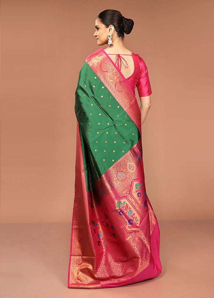 Green Kanjivaram Silk Saree With Blouse Piece - Image 3