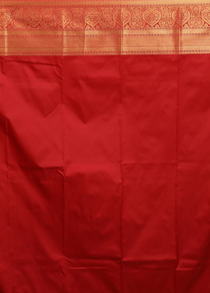 Green Kanjivaram Silk Saree With Blouse Piece - Image 5