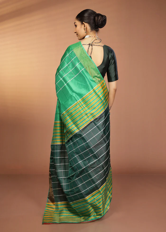 Green Kalakshetra Silk Saree With Blouse Piece - Image 3