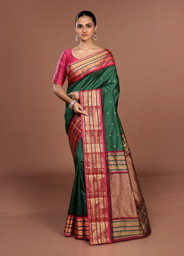 Green Kanjivaram Silk Saree With Blouse Piece - Image 2