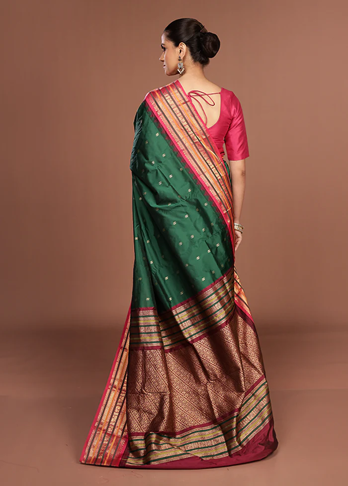 Green Kanjivaram Silk Saree With Blouse Piece - Image 3