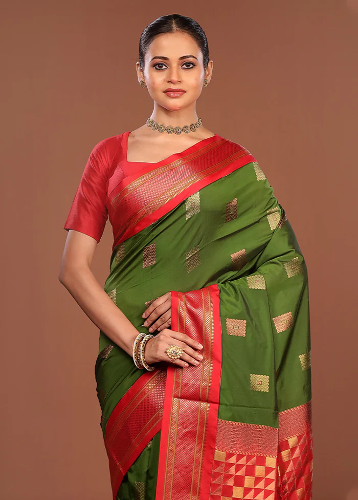 Green Kanjivaram Silk Saree With Blouse Piece
