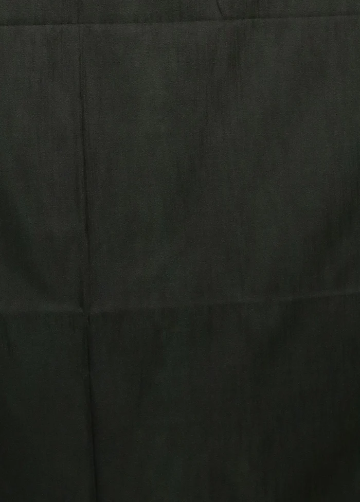 Green Kanjivaram Silk Saree With Blouse Piece - Image 5