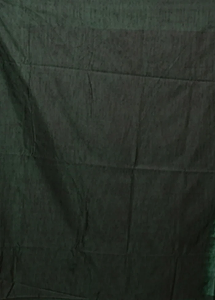 Green Kanjivaram Silk Saree With Blouse Piece - Image 5