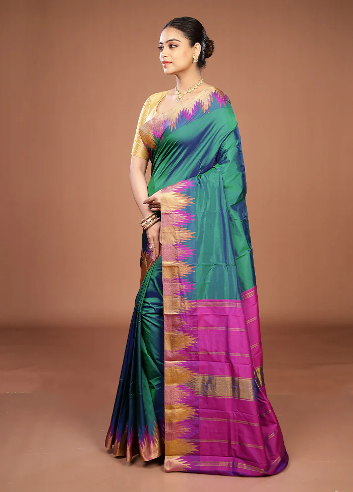 Green Kanjivaram Silk Saree With Blouse Piece - Image 4
