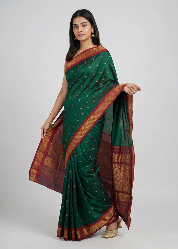 Green Kanjivaram Silk Saree With Blouse Piece