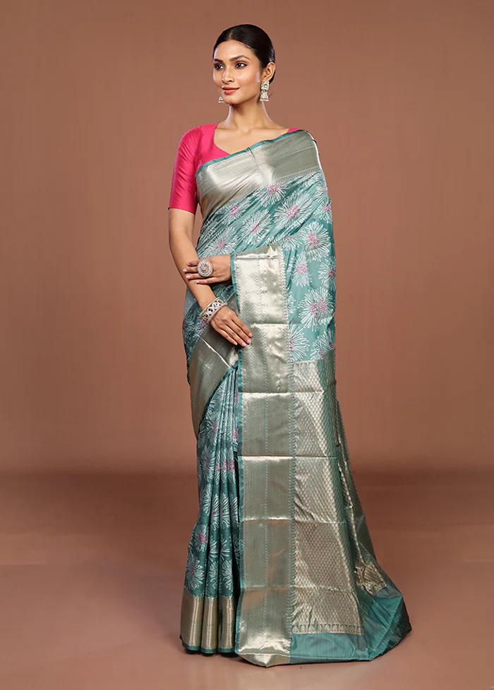 Green Kanjivaram Silk Saree With Blouse Piece - Image 2