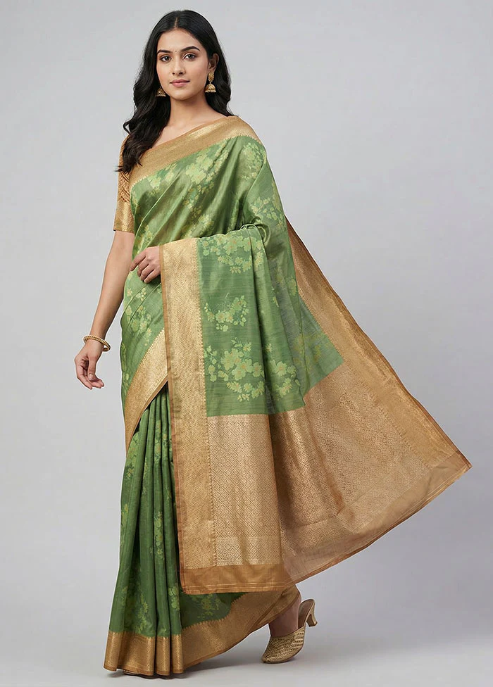 Green Kanjivaram Silk Saree With Blouse Piece