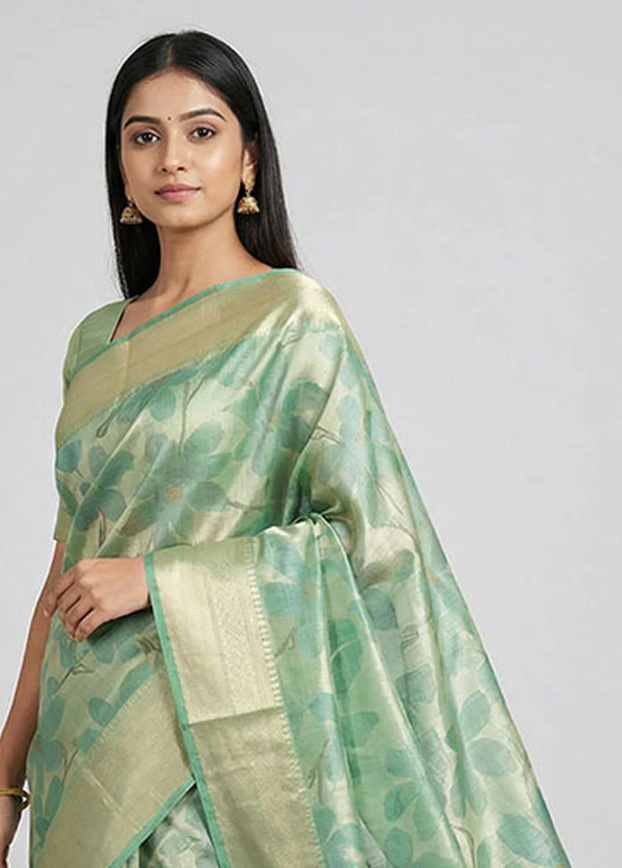 Green Kanjivaram Silk Saree With Blouse Piece - Image 2