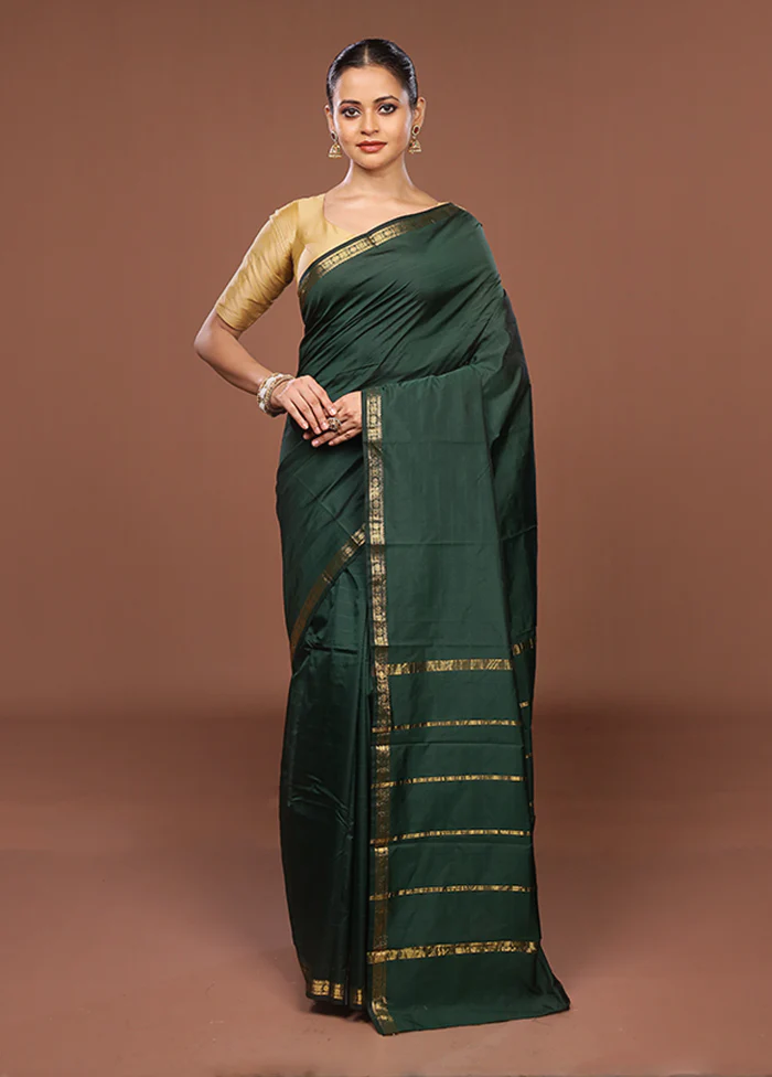 Green Kanjivaram Silk Saree With Blouse Piece - Image 2