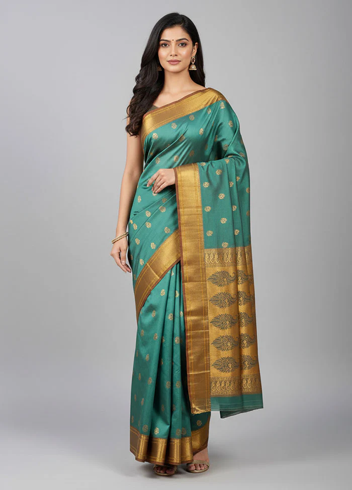 Green Kanjivaram Silk Saree With Blouse Piece
