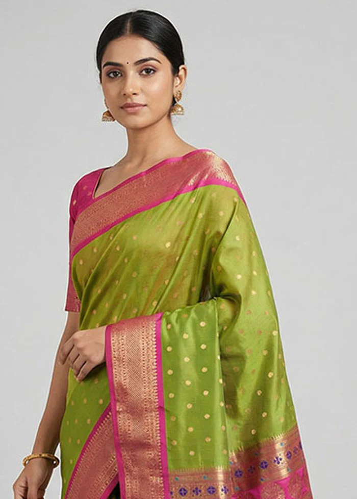 Green Kanjivaram Silk Saree With Blouse Piece - Image 2